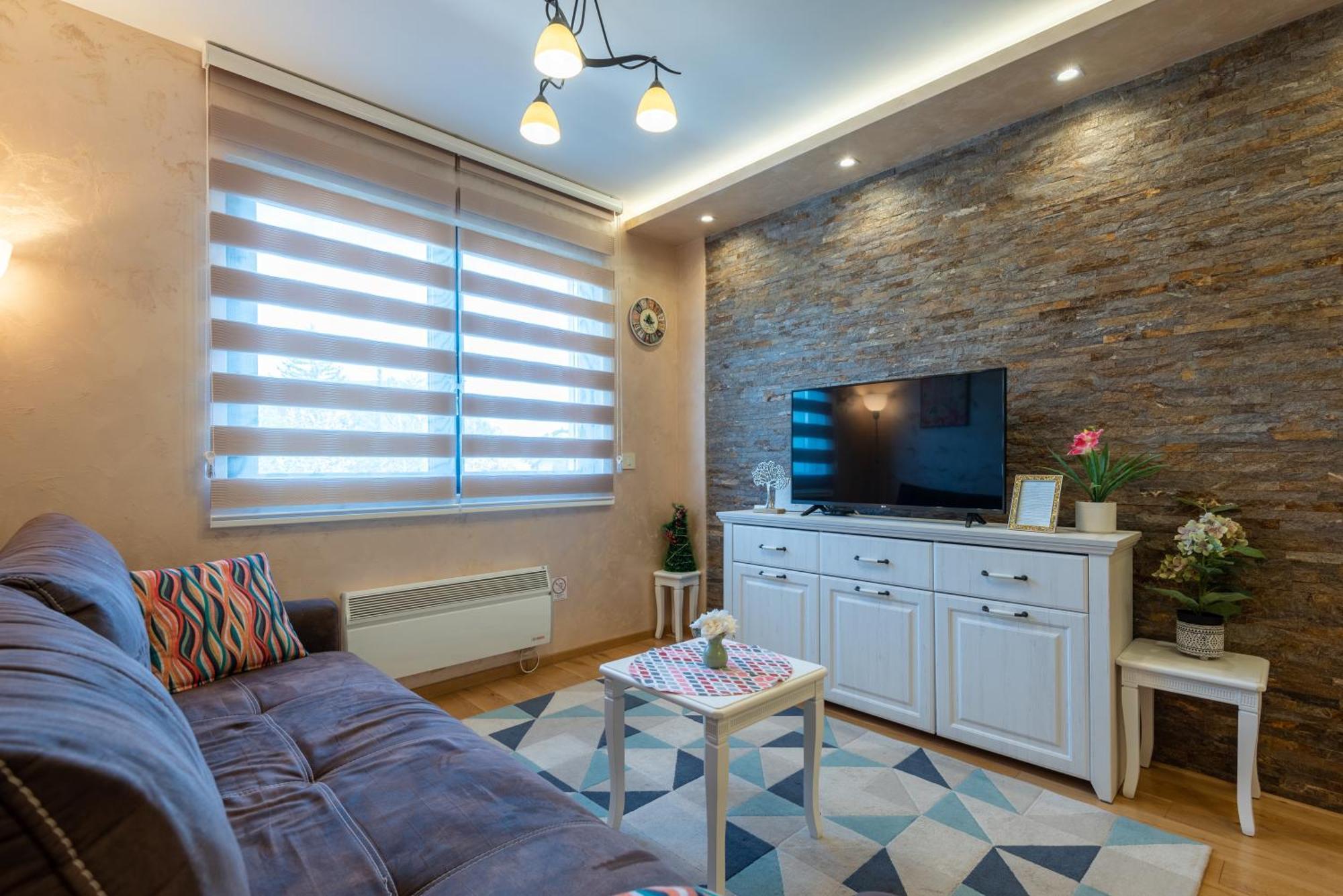 Apartament Pin